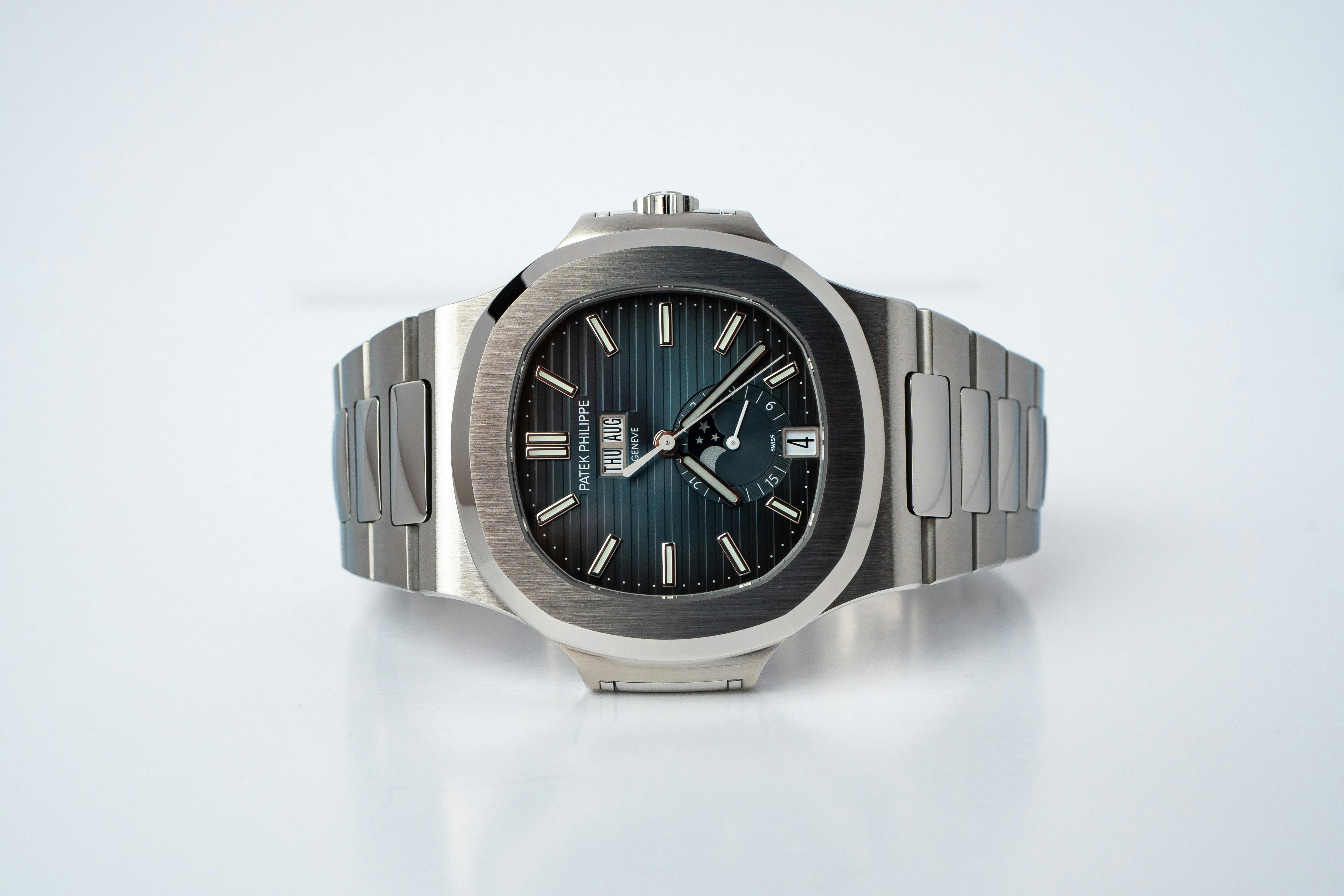 2022 PATEK PHILIPPE NAUTILUS ANNUAL CALENDAR MOONPHASE For Sale By 2022-patek-philippe-nautilus-annual-calendar-moonphase-for-sale-by
